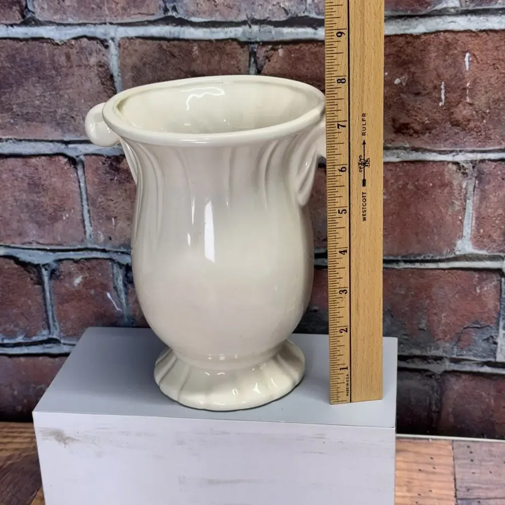 RRP Co Roseville Ohio Cream White Vase #403 7.5